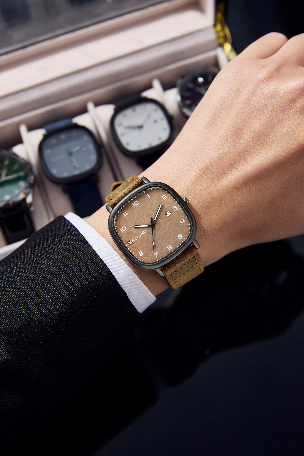 New Fashion Men Watch Leather Quartz Men's Wristwatch Waterproof Luminous Sports Date Luxury Watches Man